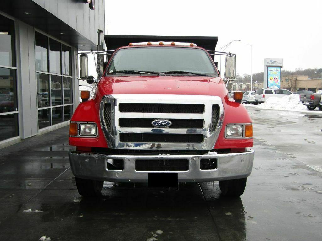 2005 Ford F-650 Super Duty Dump Truck [with 23103 Miles]