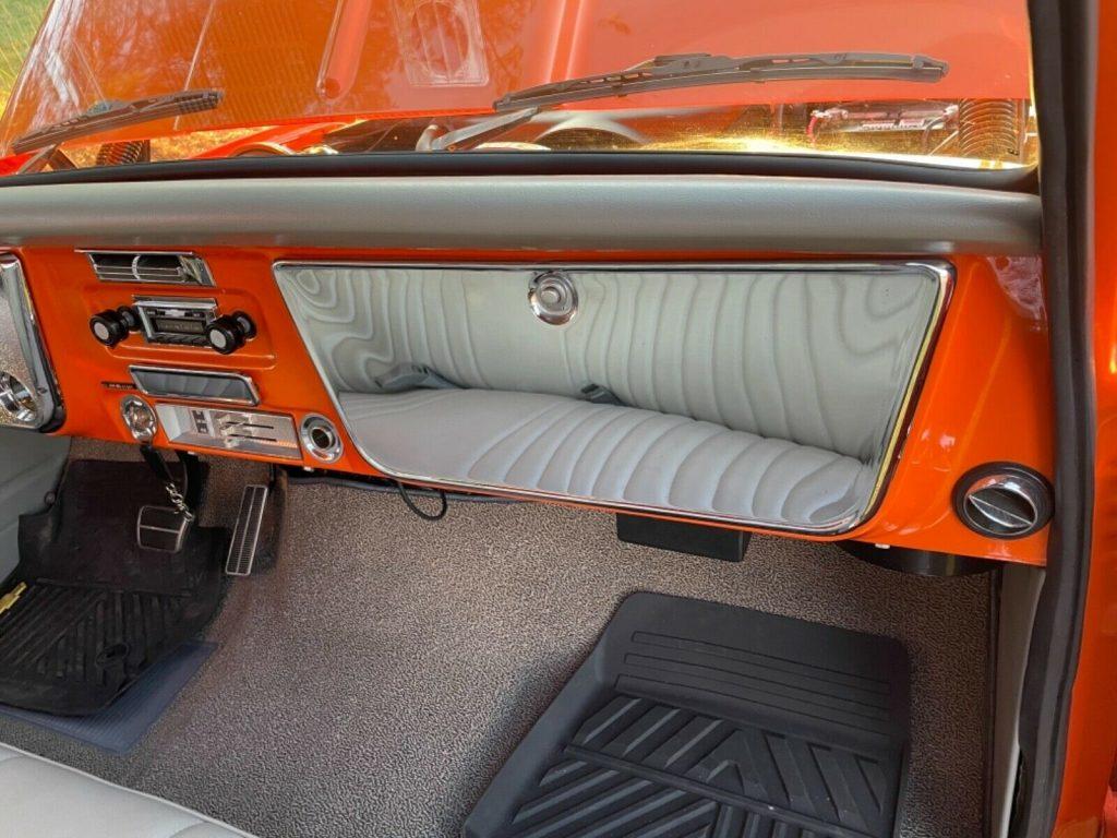 1971 Chevrolet C10 short bed, frame off restored