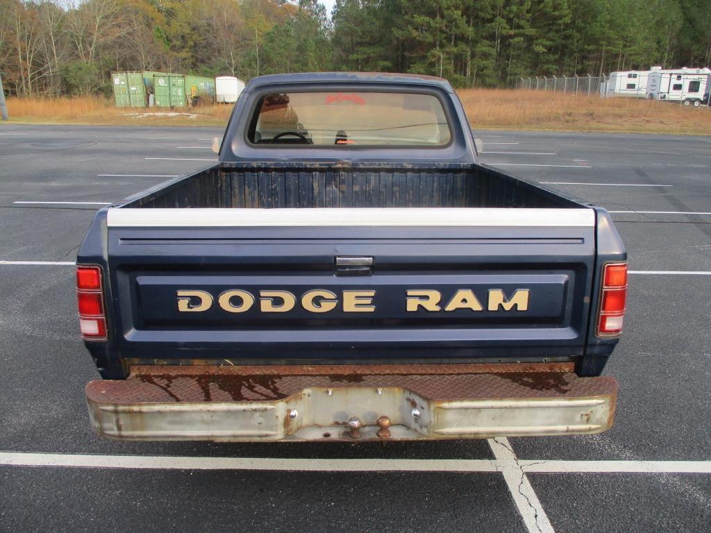 1985 Dodge D-100 Ram
