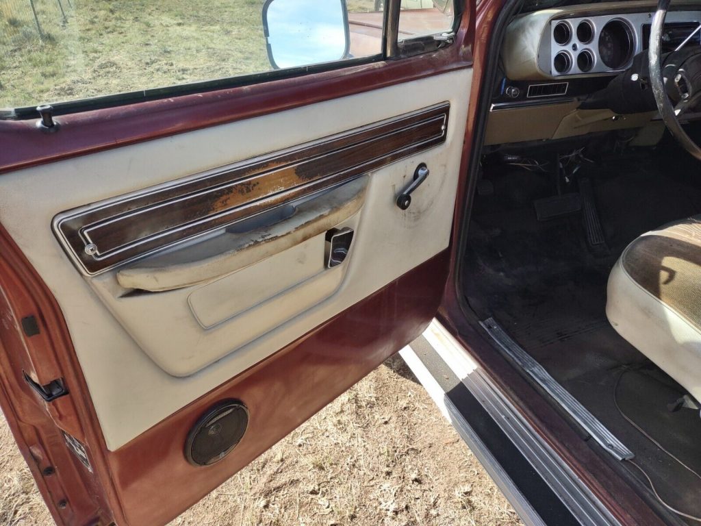 1977 Dodge W100 Power wagon